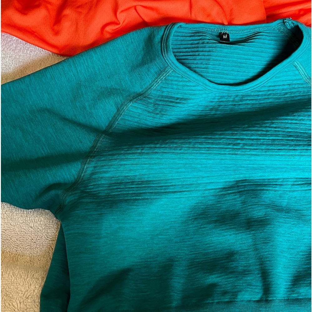 Alphalete dry fit top